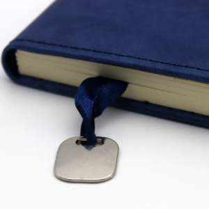 ⁠Notebook with magnetic closure